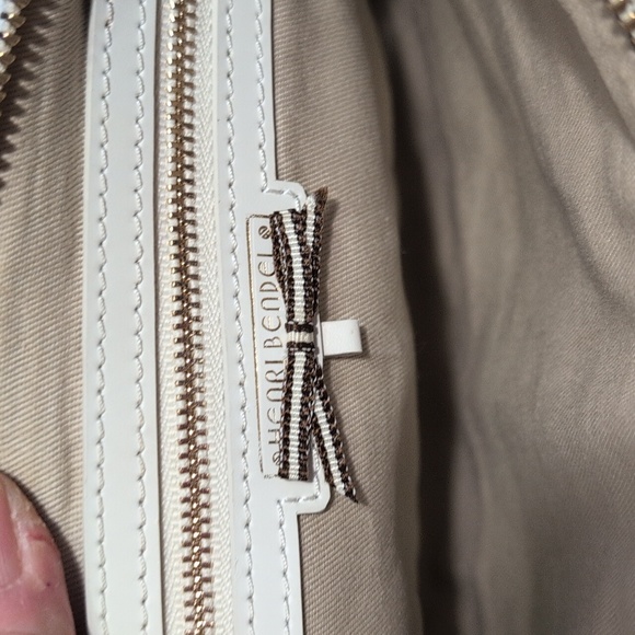 Henri Bendel Raffia Clutch/ Wristlet With Flower Pom Poms & Leather Bottom 🔥 - Picture 14 of 15